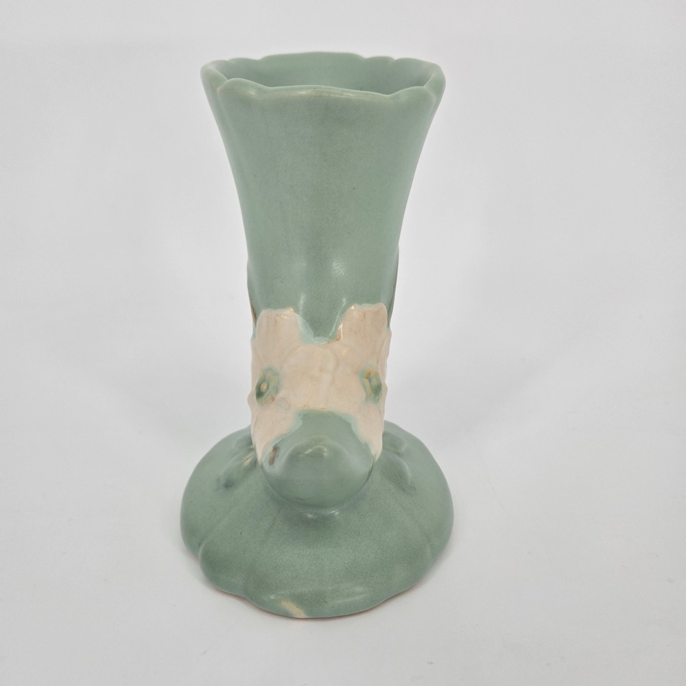 Vintage Weller Pottery Dogwood Cornucopia Vase Matte Green Pink Floral 6 Inch OH - Picture 3 of 9